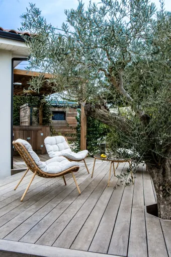 Aménagement d'une terrasse extérieur avec pergola à Juvignac, Montpellier, Atelier F